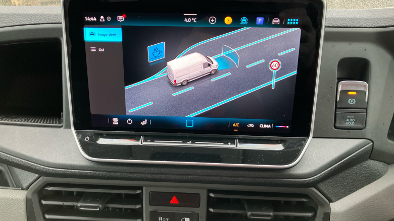 Volkswagen Crafter Cr35 Mwb Diesel 2.0 TDI 140PS Commerce Plus High Roof Van Auto